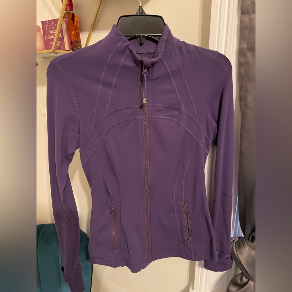 Lululemon define zip up